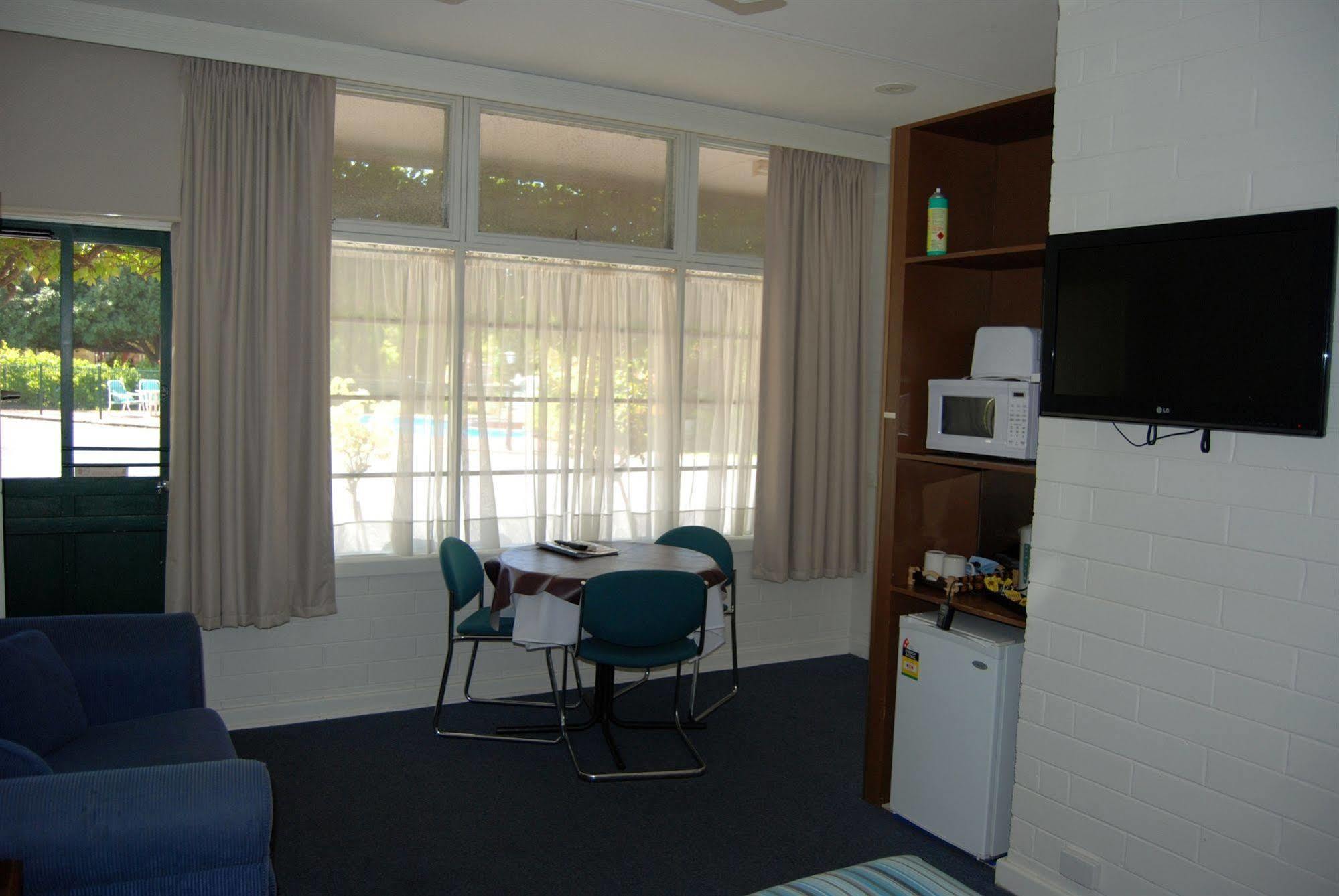 Guichen Bay Motel Роб Экстерьер фото